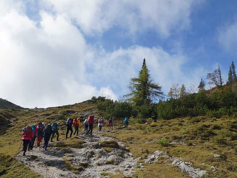 Eine schaurig schöne Nebelwanderung zum Straubinger Haus