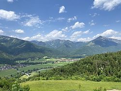 Auf neuen Wegen zur Chiemhauser Alm